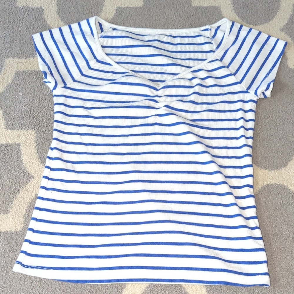 Old Navy Blue and White Striped Short Sleeve Tee